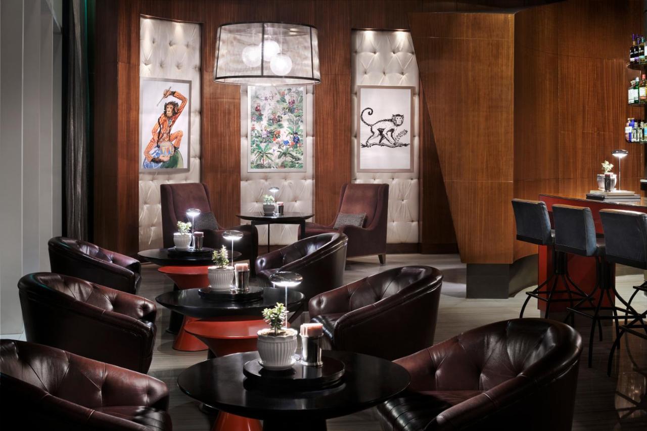 โรสวูดโฮเต็ลอบูดาบี Hotel อาบูดาบี ภายนอก รูปภาพ The Bar