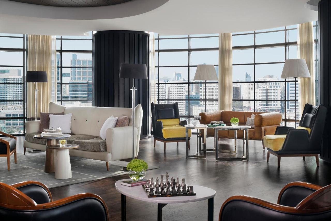 โรสวูดโฮเต็ลอบูดาบี Hotel อาบูดาบี ภายนอก รูปภาพ The Club Lounge at the 39th floor