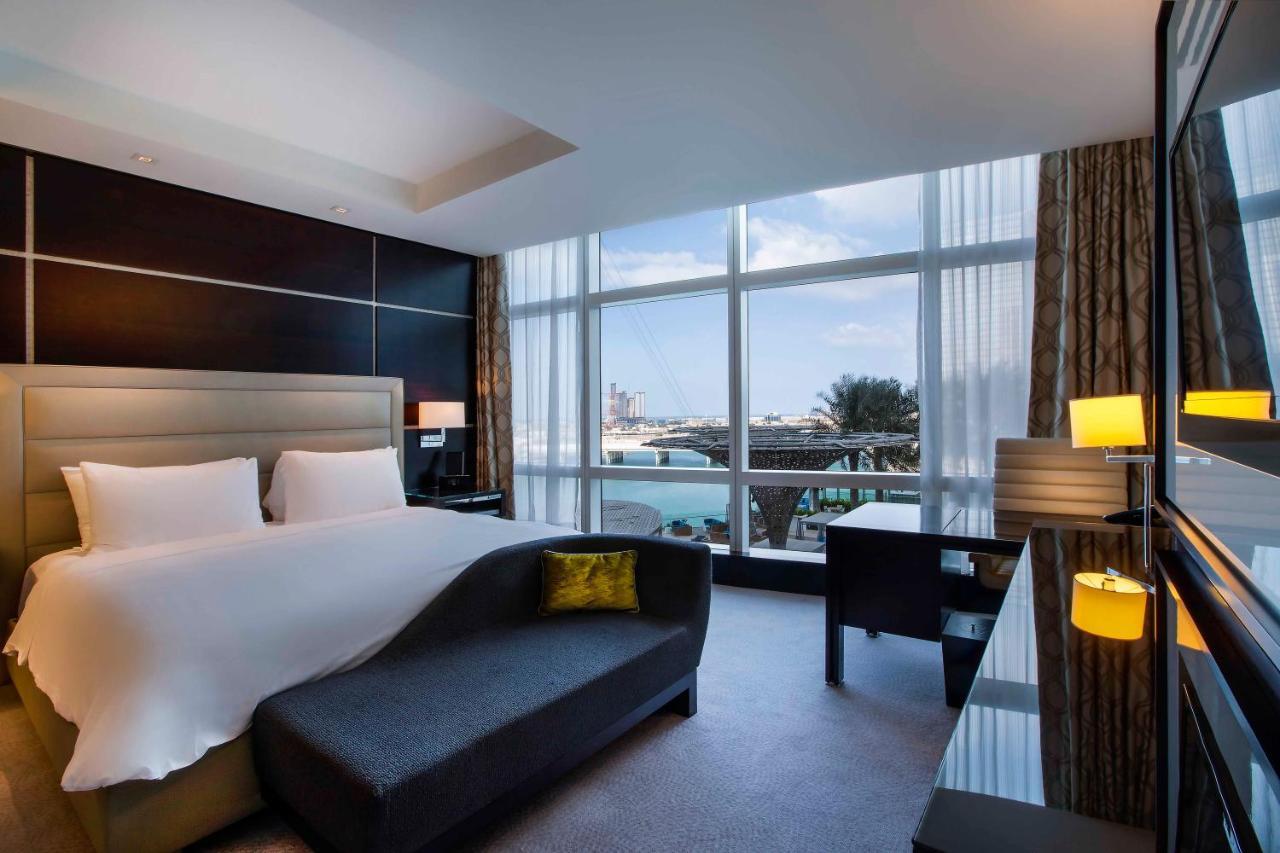 โรสวูดโฮเต็ลอบูดาบี Hotel อาบูดาบี ภายนอก รูปภาพ Deluxe room